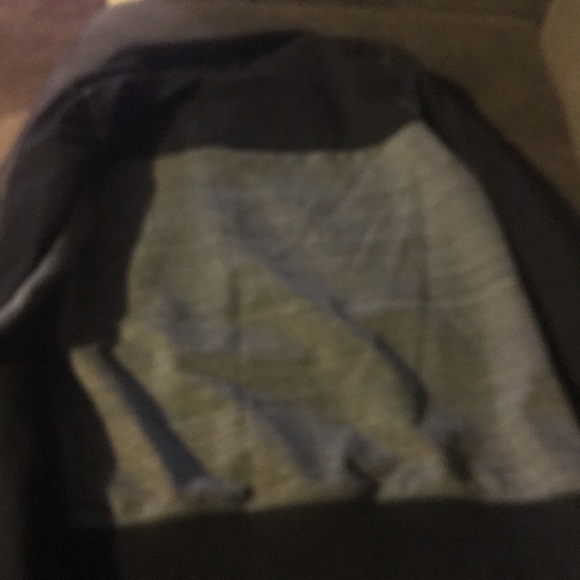 Woman's Victoria Secret sweatshirt size small - Picture 4 of 4